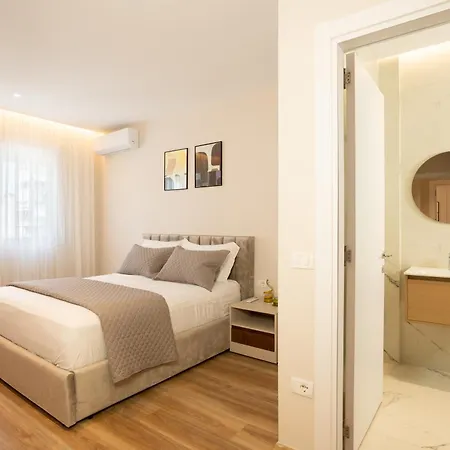 Amal New Bazaar Luxury * Tirana